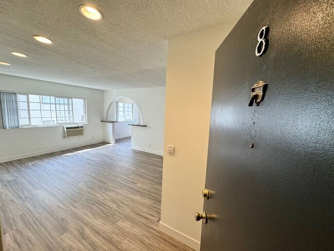 3631 Midvale Ave in Los Angeles, CA - Building Photo - Building Photo