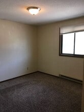 4918 Basswood Dr in Loveland, CO - Foto de edificio - Building Photo