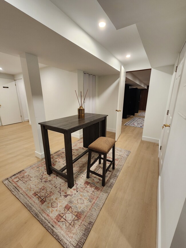18009 Ednor View Ter, Unit 2 in Ashton, MD - Building Photo - Building Photo