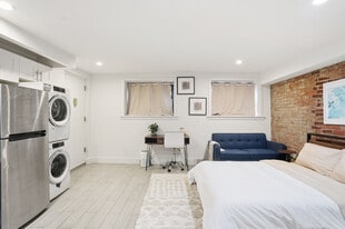 131 Loisaida Ave in New York, NY - Building Photo