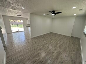 809 N 1800 E in Saint George, UT - Foto de edificio - Building Photo