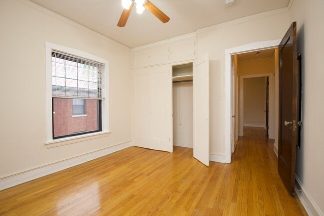 1305 Oak Ave, Unit A01W in Evanston, IL - Foto de edificio - Building Photo