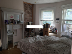 24 S Huntington Ave, Unit 03 in Boston, MA - Foto de edificio - Building Photo