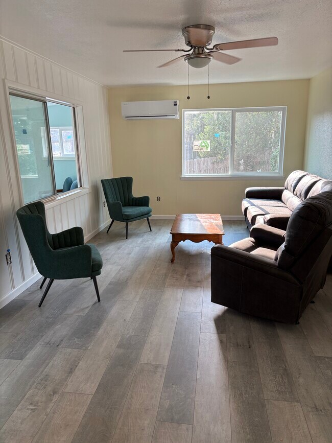 property at 620 Meadow Ln