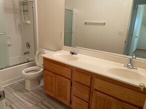 3870 Graham Island Rd in West Sacramento, CA - Building Photo - Building Photo