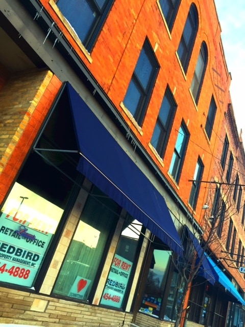 515 N Main St, Unit 2 in Bloomington, IL - Building Photo