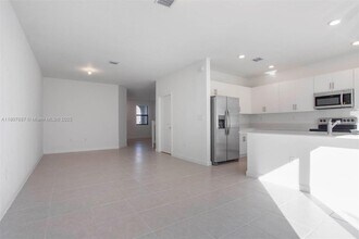 28617 SW 133rd Pl in Homestead, FL - Building Photo - Building Photo