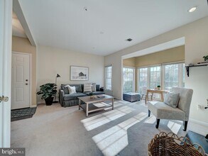 2708 Summerview Way in Annapolis, MD - Building Photo - Building Photo