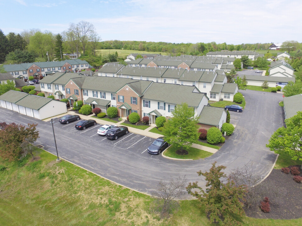 Blue Course Commons in State College, PA - Foto de edificio