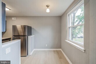 2137 BRYN MAWR Ave-Unit -3F in Philadelphia, PA - Building Photo - Building Photo