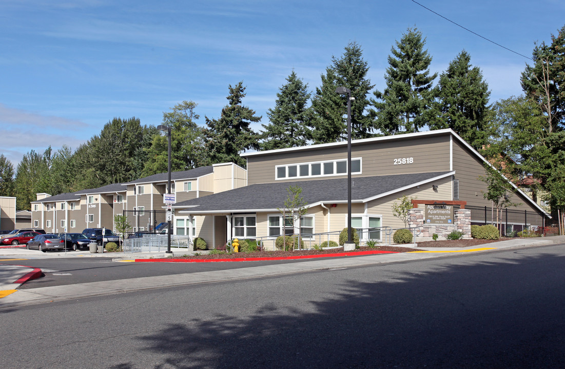 Appian Way Apartments in Kent, WA - Building Photo