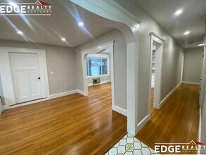 80 Wallingford Rd, Unit 1 in Boston, MA - Building Photo - Building Photo