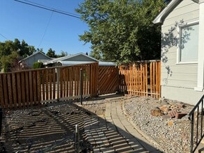 737 16th St in Sparks, NV - Building Photo - Building Photo