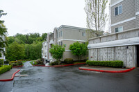 Riverfront Condos in Bothell, WA - Building Photo - Building Photo