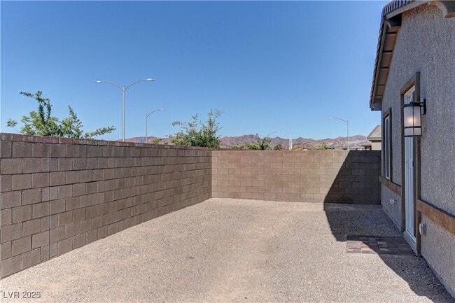 property at 222 Palisade Fls Ave