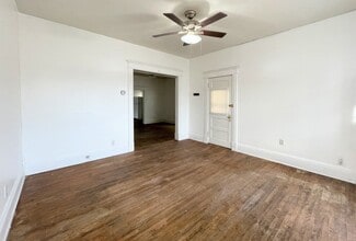 120 W 4th Ave in Hutchinson, KS - Building Photo - Building Photo