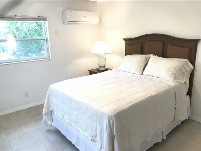 3700-3700 Haines Rd N in St. Petersburg, FL - Building Photo - Building Photo