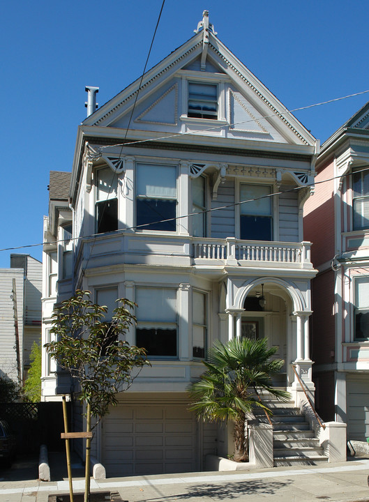 237-239 Cole St in San Francisco, CA - Building Photo