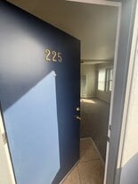 2567 Foothill Blvd, Unit 225 in Oakland, CA - Building Photo