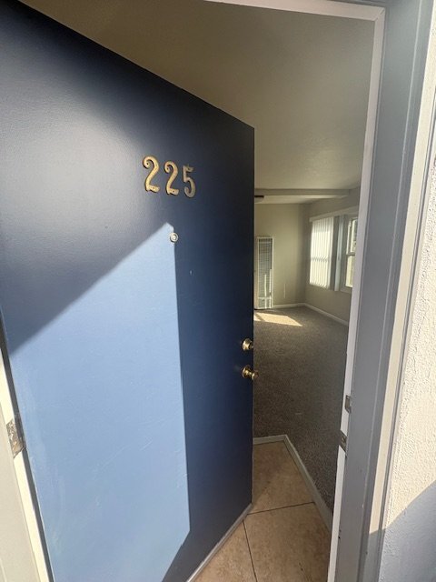 2567 Foothill Blvd