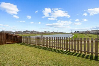 6310 Highland Bnd Dr in Richmond, TX - Building Photo - Building Photo