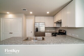 10790 Prusiner Dr in Converse, TX - Building Photo - Building Photo