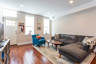 1711 Latona St in Philadelphia, PA - Building Photo - Building Photo