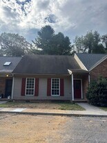 105 Lovely Mt Dr in Radford, VA - Building Photo