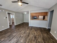 7103 Treasure Cove in Austin, TX - Building Photo - Building Photo