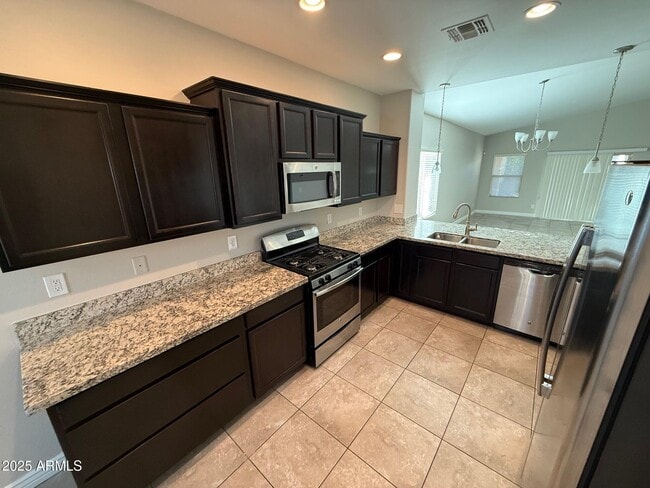 2682 E Gillcrest Rd in Gilbert, AZ - Building Photo - Building Photo