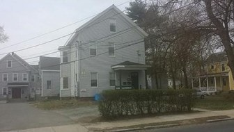 33 Clinton St in Framingham, MA - Building Photo