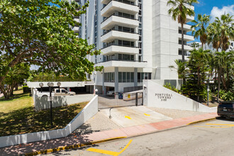 Portugal Towers Condominiums in Miami Beach, FL - Building Photo - Building Photo