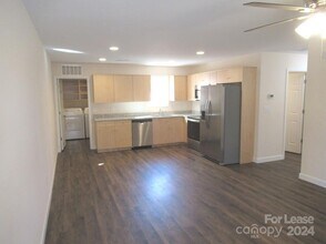 3784 English Oak Dr in Lincolnton, NC - Building Photo - Building Photo