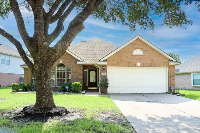 property at 3323 Pioneer Bend Ln