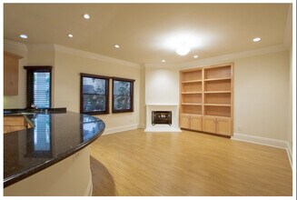 10305 Almayo Ave, Unit 202 in Los Angeles, CA - Building Photo - Building Photo