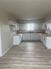 280 S Charleston Rd in Jamestown, OH - Building Photo - Building Photo
