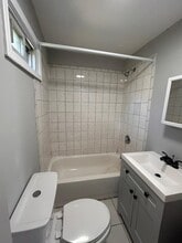 206 Peshine Ave, Unit 2 in Newark, NJ - Building Photo - Building Photo