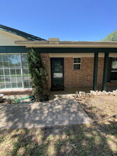 2720 Larkin Ave in Fort Worth, TX - Building Photo - Building Photo