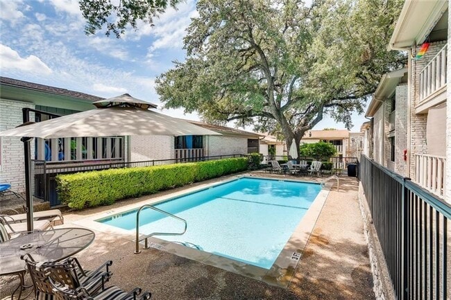 property at 1304 Summit St