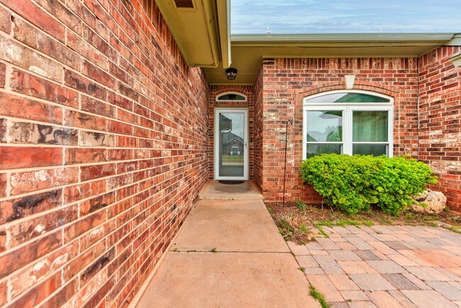 1817 SE 1st St in Moore, OK - Building Photo - Building Photo