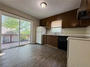 1174 Andrews Rd in Fayetteville, NC - Building Photo - Building Photo