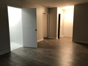 1011 Arlington Blvd, Unit 724 in Arlington, VA - Building Photo - Building Photo