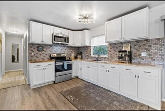 4618 SE 2nd Pl in Gainesville, FL - Building Photo - Building Photo