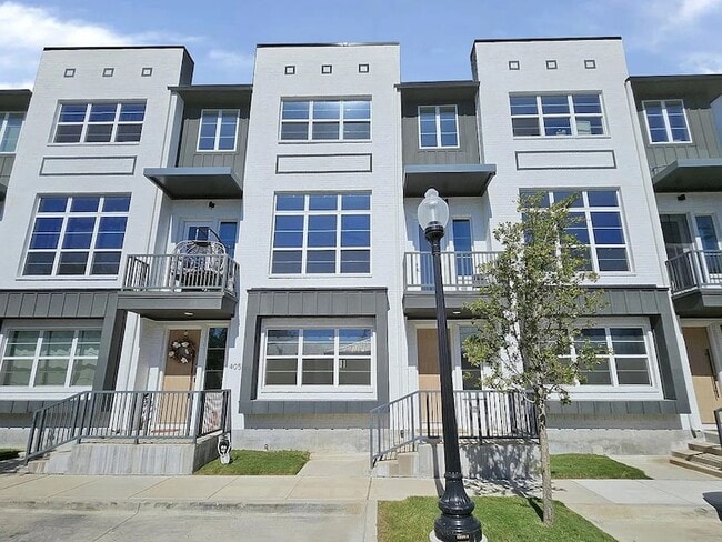 property at 13325 Bee St