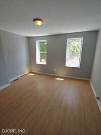 2013 Gerritt St photo'