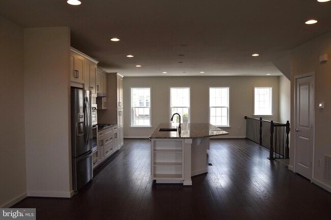 19972 Abram Ter in Ashburn, VA - Foto de edificio - Building Photo