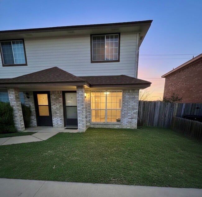 property at 3803 Woodrow Dr