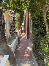 1727 La Senda Pl in South Pasadena, CA - Foto de edificio - Building Photo
