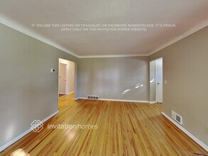 5710 36th Ave S in Minneapolis, MN - Building Photo - Building Photo