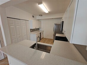 6490 Aragon Way in Ft. Myers, FL - Building Photo - Building Photo